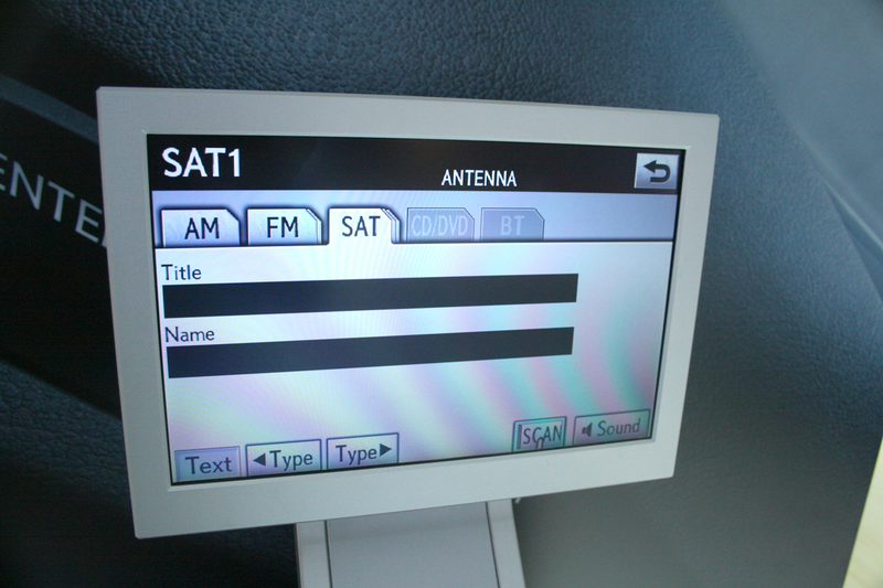 Illustration for article titled Lexus Reveals "Remote Touch" Mouse-Based, Point-And-Click Infotainment System
